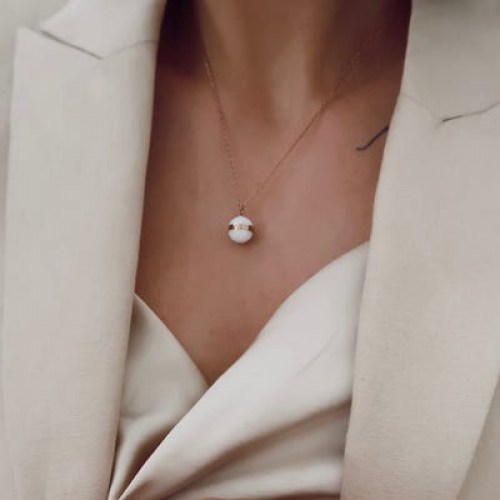 aspiration_necklace_rose_gold_satin_white_itsjustinesjournal